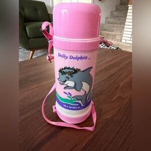 Vintage 1992 SeaWorld Dolly Dolphin Pink Canteen – Made in Taiwan –